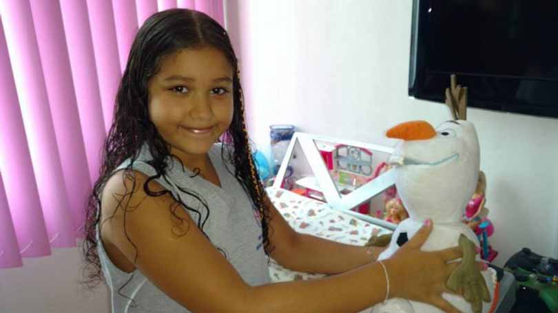 Amanda, 9 anos, escreve uma carta para Dilma pedindo que baixe o dólar