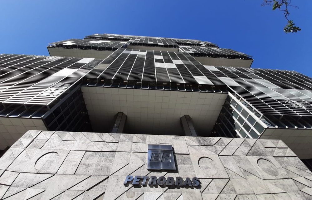 Petrobras retoma oferta de R$ 3 bilhões em debêntures para financiar cessão onerosa