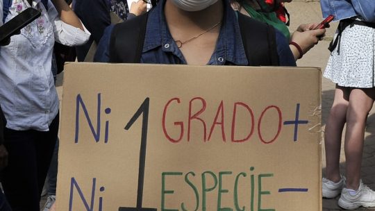 Cúpula da ONU sobre clima é recebida com protestos pelo mundo