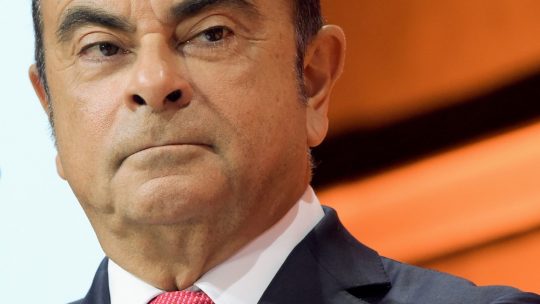 No Líbano, Carlos Ghosn é alvo de ordem de prisão da Interpol