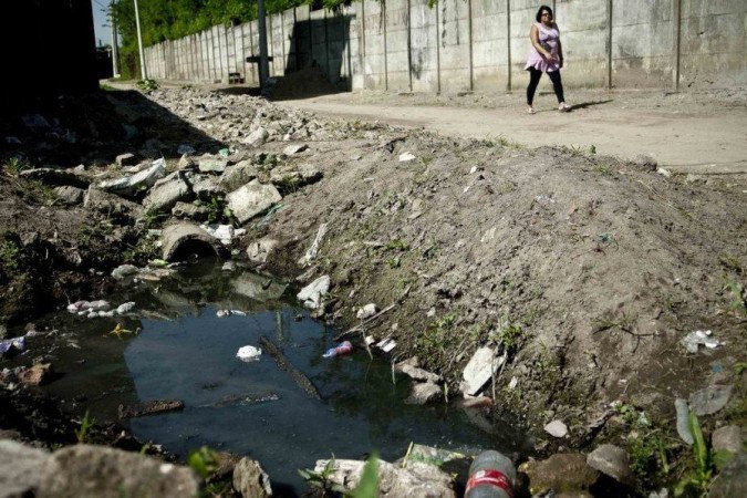 Falta de saneamento, saúde pública e o impacto da reforma tributária